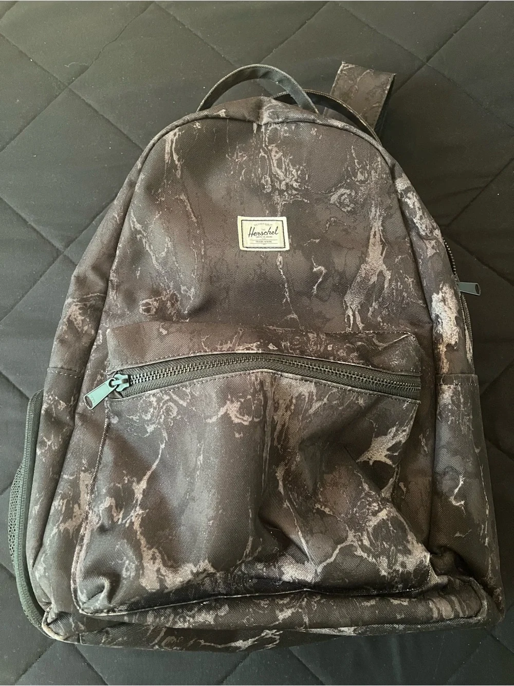 cream colored jansport backpack Highlands Mini Pack Large iPad Color:Un Blue Warm Yellow and the top webbing Men's backpack Retreat Mini